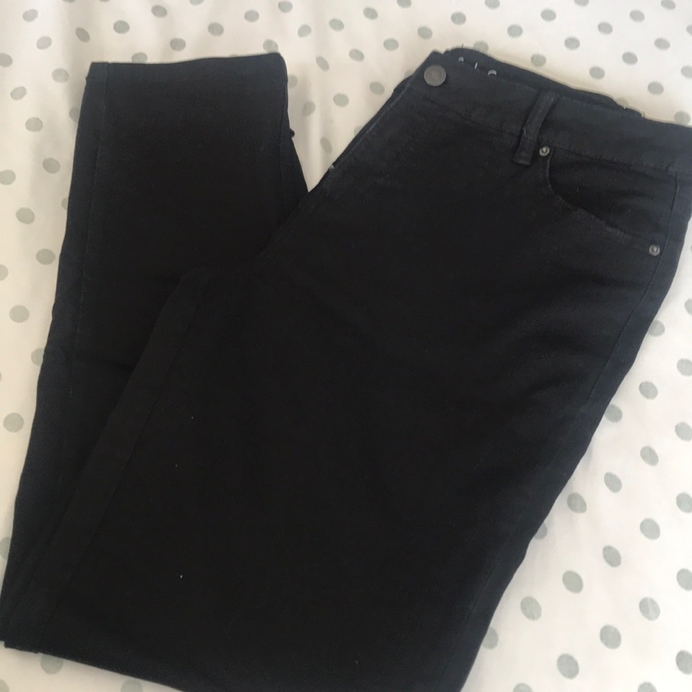 Ankle length high waisted jeans